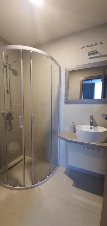 Xo Residence Арад Екстериор снимка