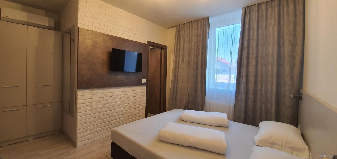 Xo Residence Арад Екстериор снимка