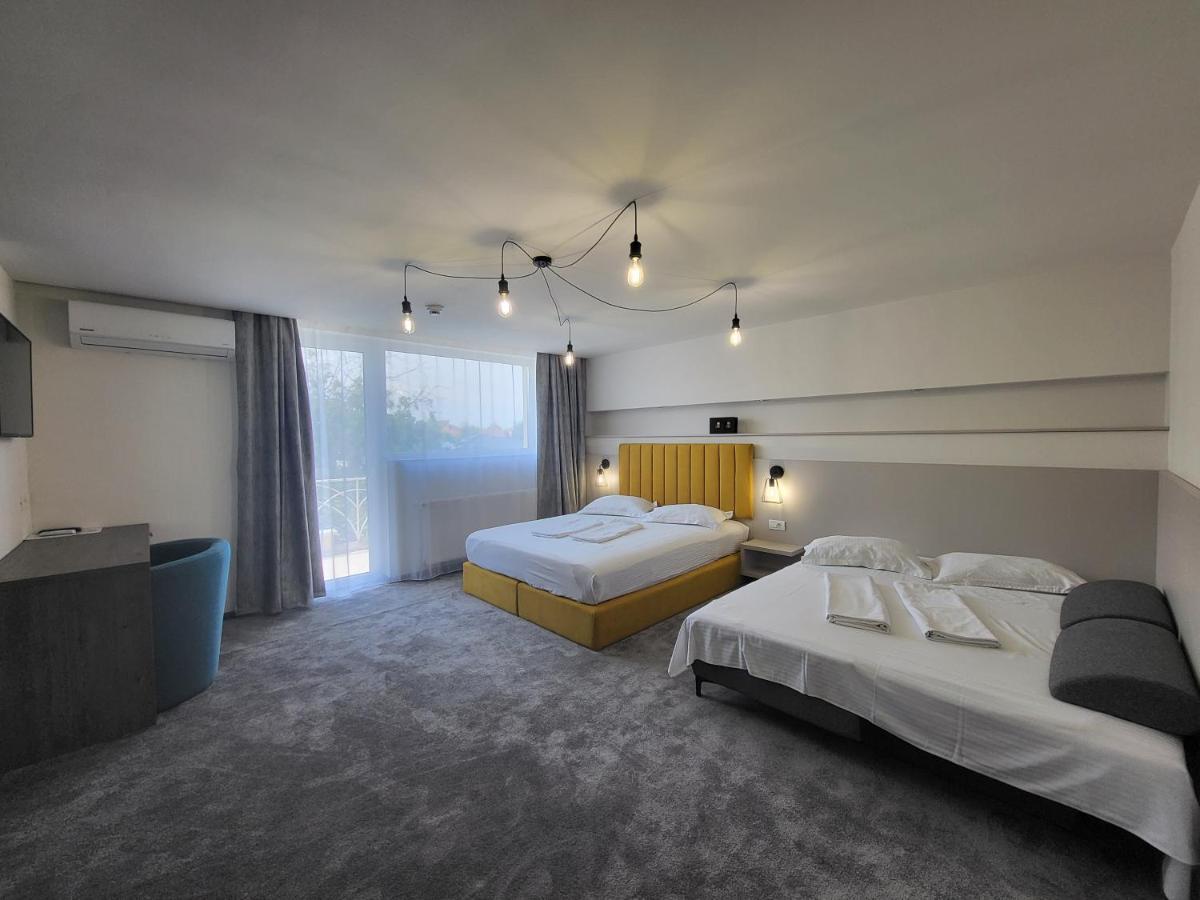 Xo Residence Арад Екстериор снимка