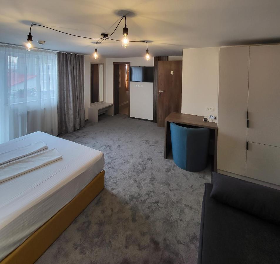 Xo Residence Арад Екстериор снимка