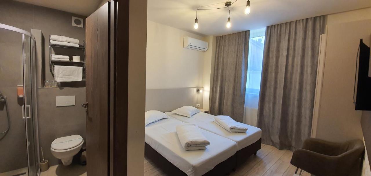 Xo Residence Арад Екстериор снимка