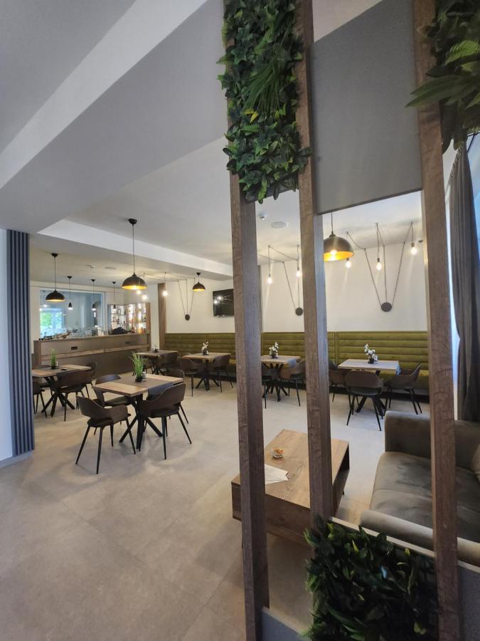 Xo Residence Арад Екстериор снимка